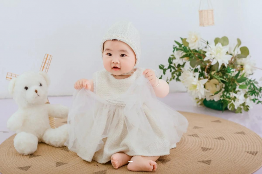 珠海宝宝在妈妈肚子里